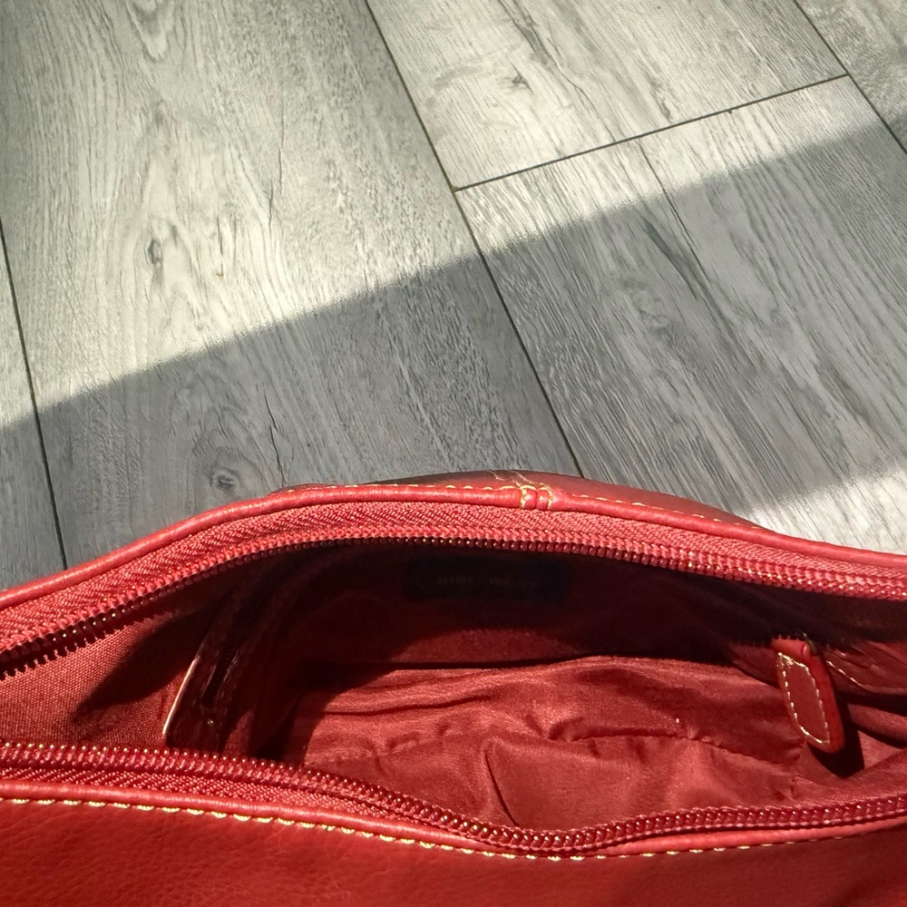 Vintage Y2K  Leather Red studded shoulder Women's Bag with gold accent. - Picture 6 of 9